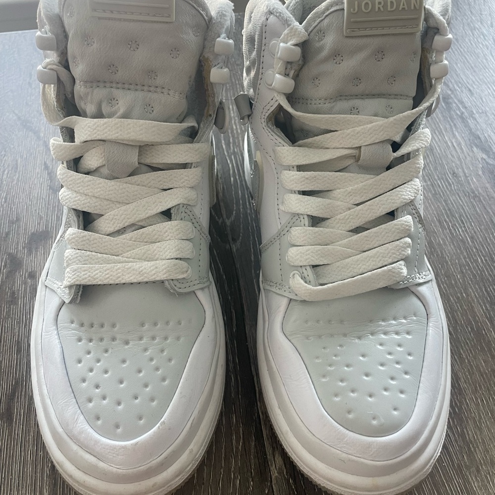 Air Jordan 1 Acclimate White Grey Fog Photon Dust Women’s Size 5 Sneakers